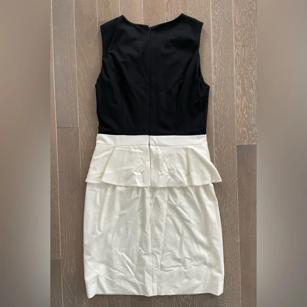 Cynthia Steffe Embellished Colorblock Cocktail Dress – Size 10 - Picture 4 of 4